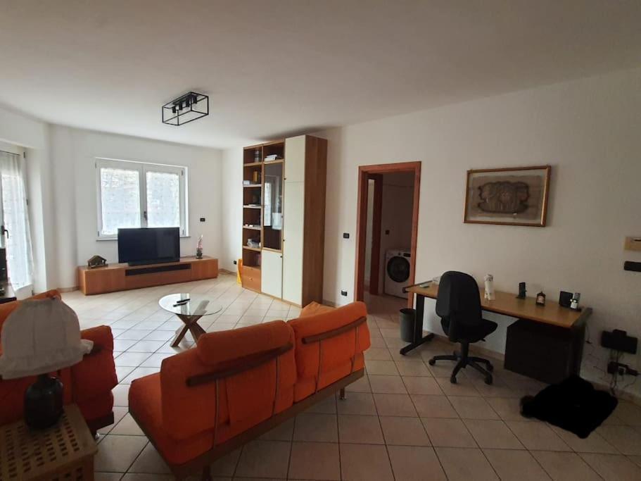 Appartement Officium Su Piazzetta à Turin Extérieur photo