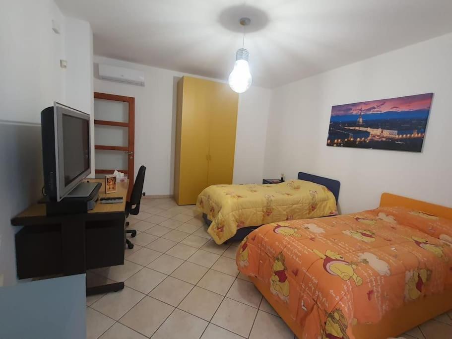 Appartement Officium Su Piazzetta à Turin Extérieur photo